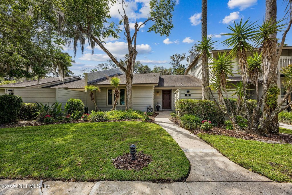 19 PLAYERS CLUB VILLAS Road, Ponte Vedra Beach, FL 32082