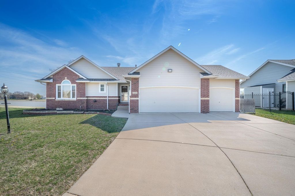 11622 W Dora Ct., Wichita, KS 67209