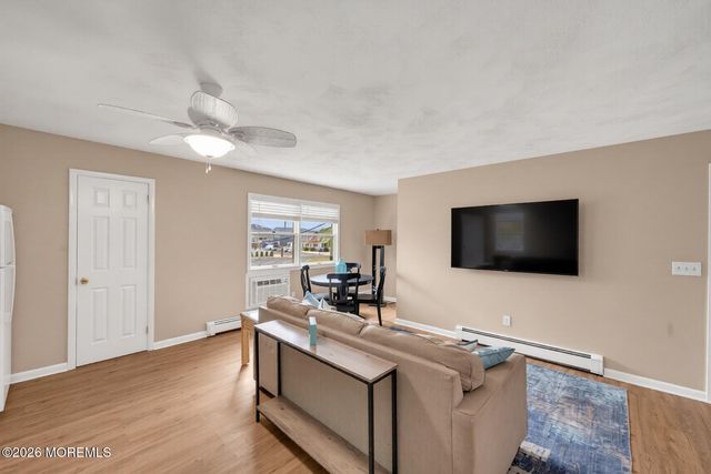 905 SW Central Avenue C, Seaside Park, NJ 08752