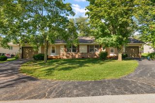 3414-3416 E 69th Avenue E, Merrillville, IN 46410