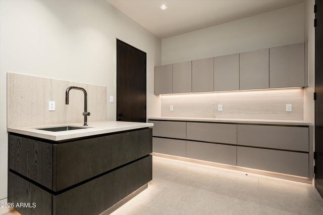 11608 N Blackheath Road, Scottsdale, AZ 85254