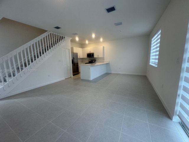 705 SE 13th St Circle 705, Homestead, FL 33034