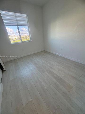 705 SE 13th St Circle 705, Homestead, FL 33034