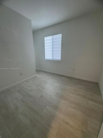 705 SE 13th St Circle 705, Homestead, FL 33034