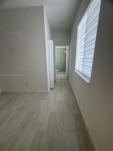 705 SE 13th St Circle 705, Homestead, FL 33034