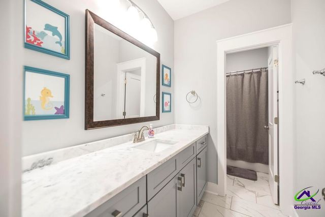 114 Woodwinds Court, Kathleen, GA 31047