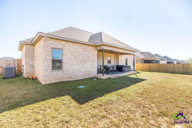 114 Woodwinds Court, Kathleen, GA 31047