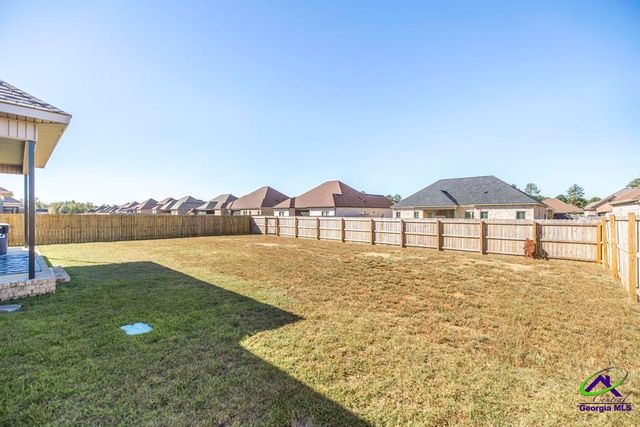 114 Woodwinds Court, Kathleen, GA 31047