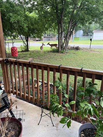 905 Poe Street, Azle, TX 76020