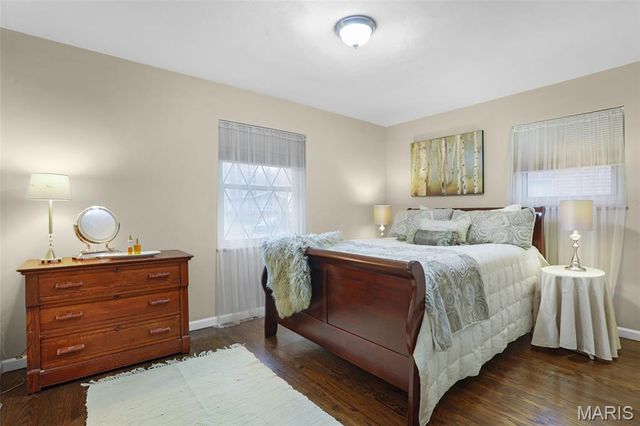 411 Lambeth Lane, St Louis, MO 63125