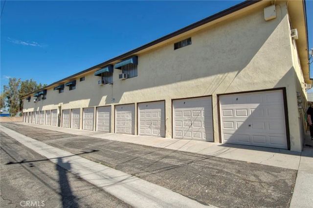 718 W Center, Placentia, CA 92870