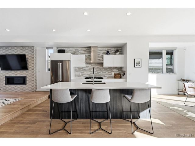 4252 Osage St, Denver, CO 80211