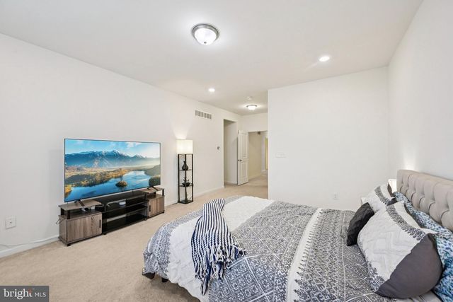 134 KNOCK HILL DR, Royersford, PA 19468