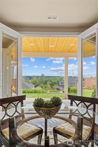 30180 60th Avenue S, Auburn, WA 98001