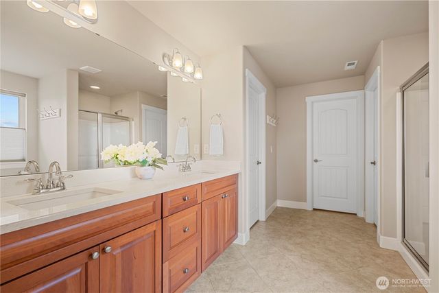 30180 60th Avenue S, Auburn, WA 98001