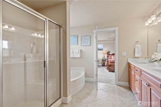 30180 60th Avenue S, Auburn, WA 98001