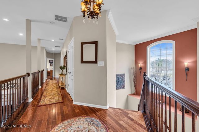4 Susan Court, Farmingdale, NJ 07727