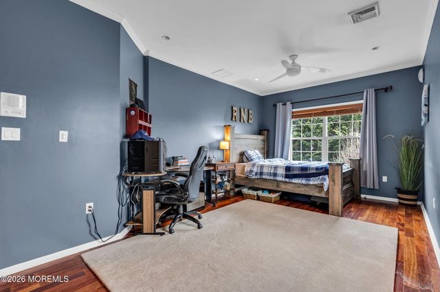 4 Susan Court, Farmingdale, NJ 07727