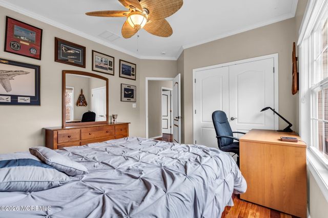 4 Susan Court, Farmingdale, NJ 07727