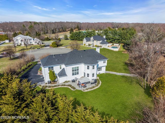 4 Susan Court, Farmingdale, NJ 07727