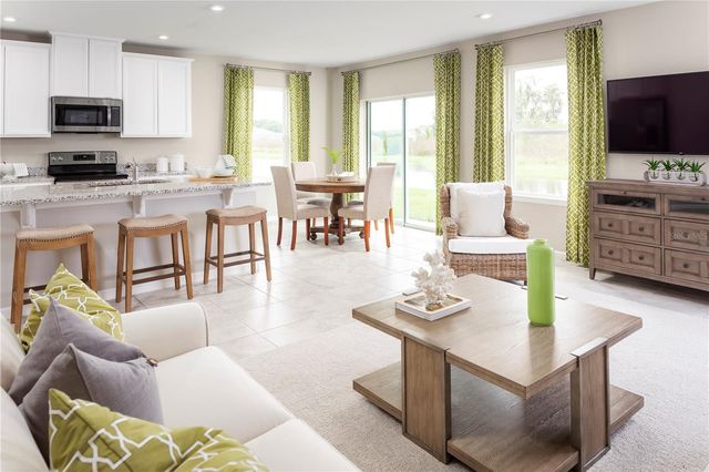 1739 UPLAND LANE, Winter Haven, FL 33884