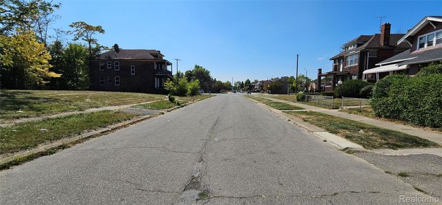 1714 Gladstone Street, Detroit, MI 48206