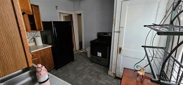 1714 Gladstone Street, Detroit, MI 48206