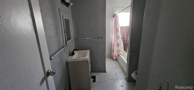 1714 Gladstone Street, Detroit, MI 48206