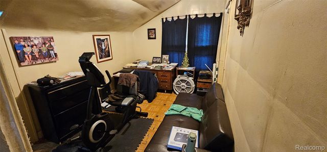 1714 Gladstone Street, Detroit, MI 48206