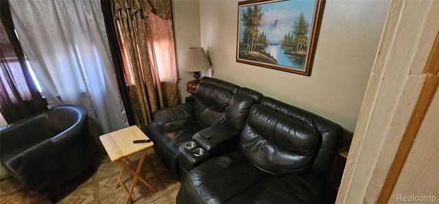 1714 Gladstone Street, Detroit, MI 48206