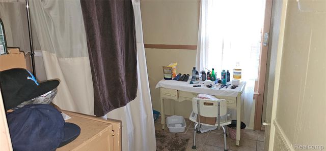 1714 Gladstone Street, Detroit, MI 48206