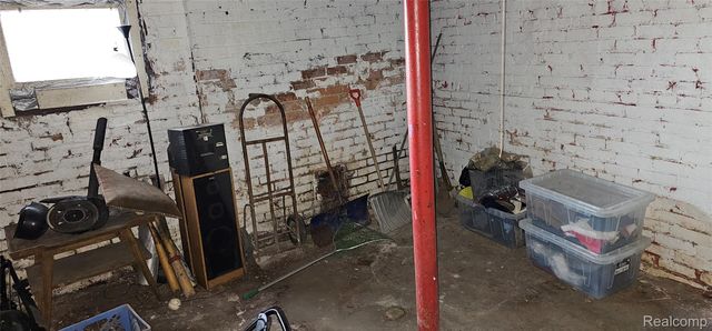 1714 Gladstone Street, Detroit, MI 48206