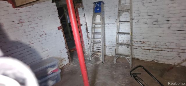 1714 Gladstone Street, Detroit, MI 48206