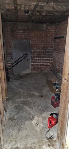 1714 Gladstone Street, Detroit, MI 48206