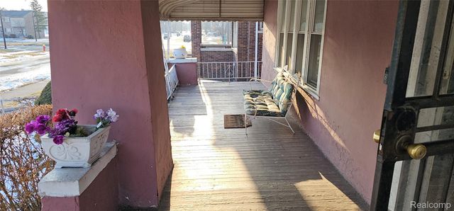 1714 Gladstone Street, Detroit, MI 48206