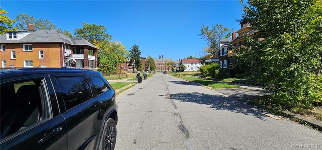 1714 Gladstone Street, Detroit, MI 48206