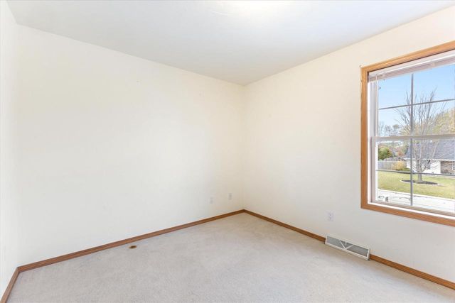 W5445 COLIN STREET, Appleton, WI 54915