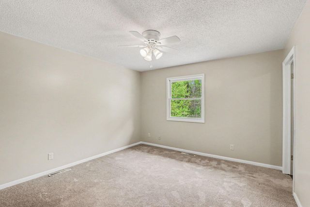 16711 CD Avenue E, Augusta, MI 49012