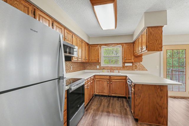 16711 CD Avenue E, Augusta, MI 49012