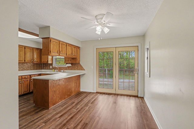 16711 CD Avenue E, Augusta, MI 49012