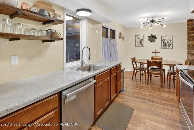 1800-1810 S Foxcroft Road, East Lansing, MI 48823