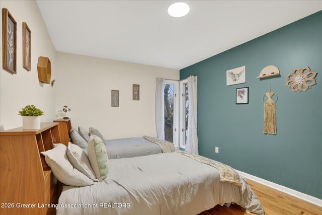 1800-1810 S Foxcroft Road, East Lansing, MI 48823