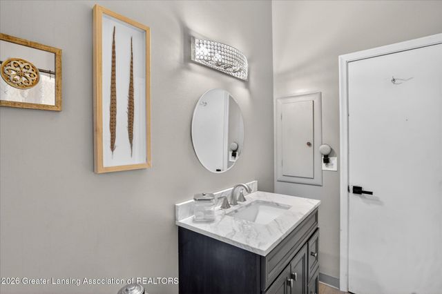 1800-1810 S Foxcroft Road, East Lansing, MI 48823