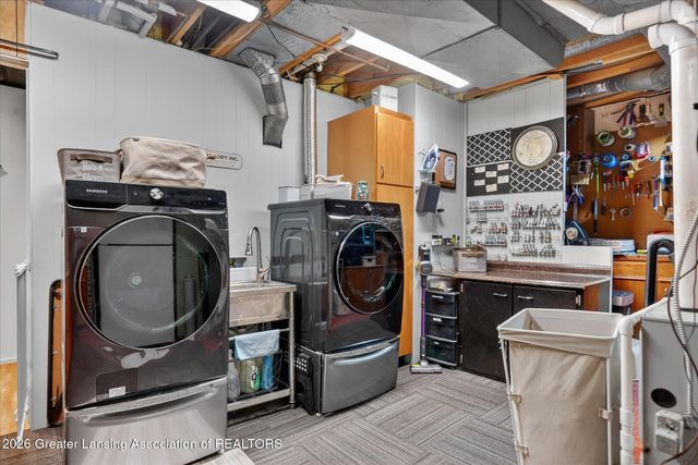 1800-1810 S Foxcroft Road, East Lansing, MI 48823