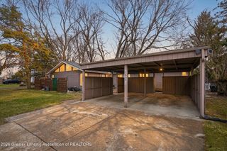 1800-1810 S Foxcroft Road, East Lansing, MI 48823