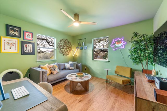 1106 Mission Ridge BLVD B, Austin, TX 78704