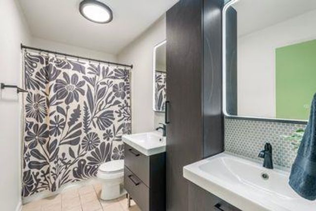 1106 Mission Ridge BLVD B, Austin, TX 78704