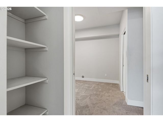16378 HUNTER Ave, Oregon City, OR 97045
