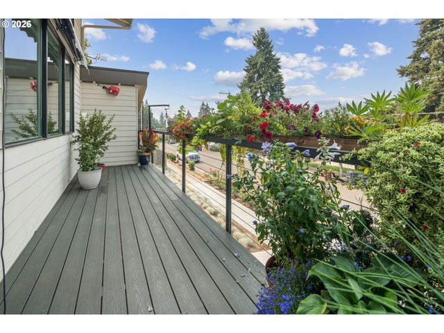 16378 HUNTER Ave, Oregon City, OR 97045
