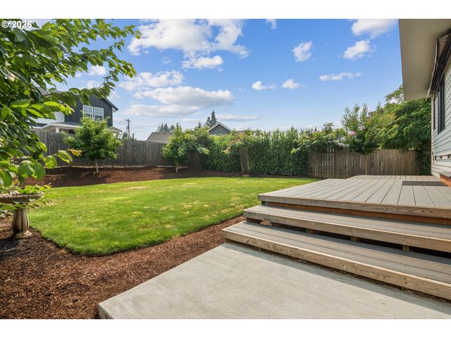 16378 HUNTER Ave, Oregon City, OR 97045